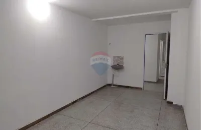 Aluga-se sala comercial com 16 m² - localizado no bairro rodrigo barreto - arujá/sp