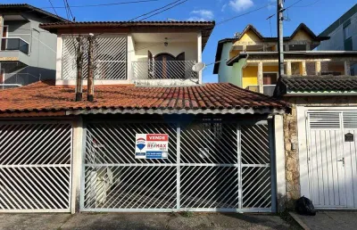 Sobrado no bom clima com 3 quartos e 1 suíte à venda - ao lado do hospital hmu