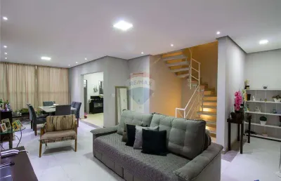 Casa à venda com 245m² em condomínio fechado no parque renato maia - 03 dormitórios | 04 vagas