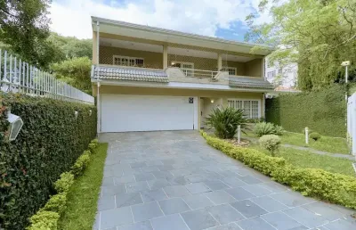 Melhor oportunidade de casa no alto da xv com cristo rei