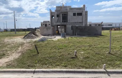 Lindo terreno em condomínio fechado no coração de são josé dos pinhais
