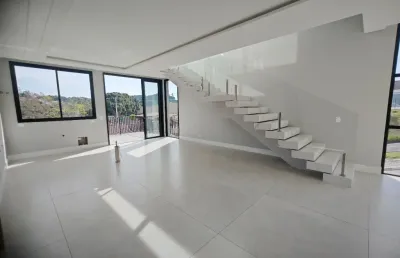 Belissíma casa em um condomínio com 3 suítes 4 vagas
