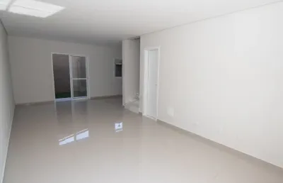 Lindo sobrado novo e pronto para morar no ecoville 3 quartos