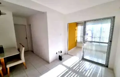 Apartamento 2/4 de alto padrão na armação, salvador-ba: 57m², 2 quartos (1 suíte), varanda, piscina e mais por apenas 290 mil!