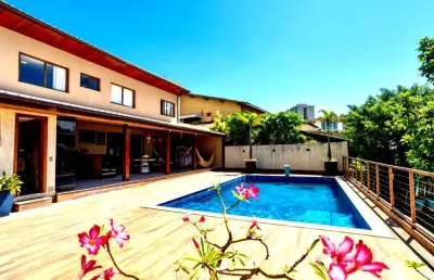 Imperdível casa de luxo à venda em pituaçu, salvador-ba: 4 quartos, 3 suítes, 6 vagas de garagem. condomínio jardim califórnia