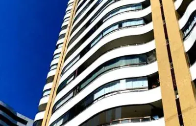 Apartamento de alto luxo na pituba: vista deslumbrante, 4 suítes, 4 vagas e infraestrutura completa!