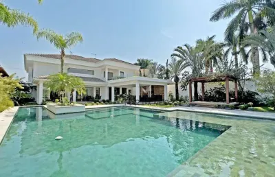 Casa com 4 dormitórios à venda, 665 m² por r$ 8.800.000,00 - acapulco - guarujá/sp