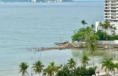 Apartamento á venda e locação anual  com vista parcial ao mar !!!
