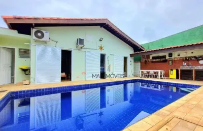Casa térrea em condomínio na região da praia de pernambuco no guarujá!