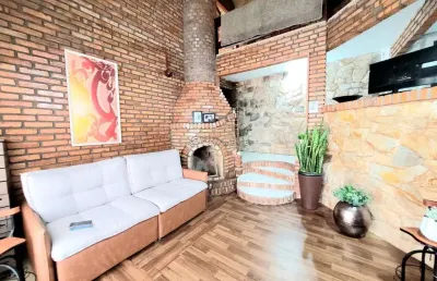 Casa com 3 quartos à venda na rua são cristóvão, 207, coqueiros, florianópolis por r$ 1.150.000