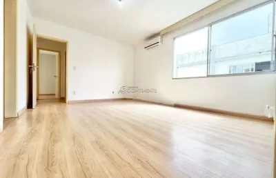 Apartamento com 2 quartos à venda na rua professora antonieta de barros, 666, estreito, florianópolis por r$ 350.000