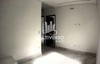 Casa de 2 dorm em condomínio com piscina e área gourmet no maracanã