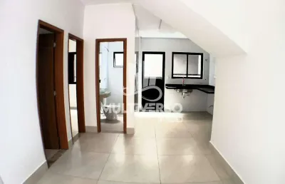 Casa 2 dorm de condomínio com piscina e área gourmet no maracanã