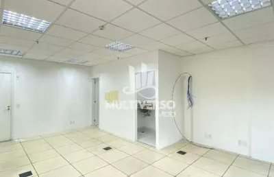 Sala comercial à venda no Valongo, Santos 