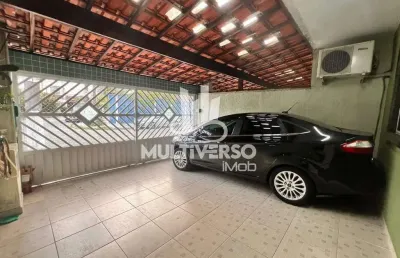 Sobrado à venda, 3 quartos no bairro maracanã em praia grande