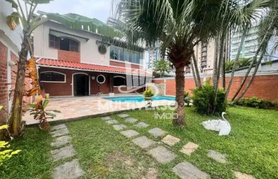 Sobrado 3 dorm à venda no balneário florida - 100m da praia com piscina!