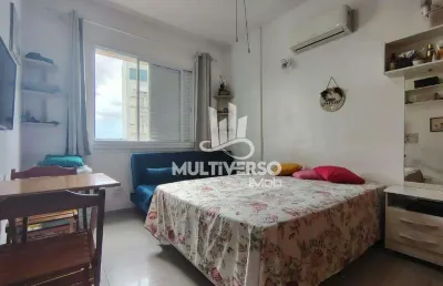 Kit net ponta da praia, frente mar, 30m² porteira fechada, elevador , vaga coletiva, r$290.000,00