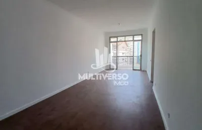 Apartamento 02 dormitórios com dependência de empregada completa no boqueirão em santos