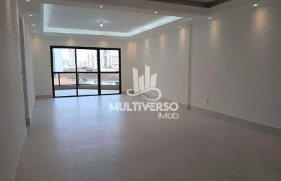 Apartamento reformado 03 dormitórios sendo 01 suíte 02 vagas de garagem com dependência de empregada no boqueirão em santos