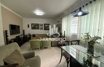 Casa com 3 quartos à venda no Marapé, Santos 