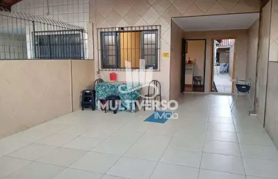 Casa à venda, 2 quartos no bairro maracanã em praia grande
