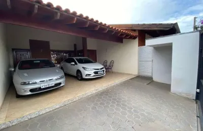 Casa com 3 quartos à venda no Jardim Estoril II, Bauru 