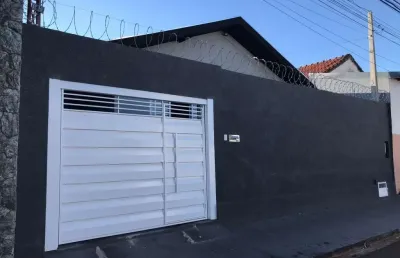 Casa reformada no jardim bela vista com edicula ! ! !