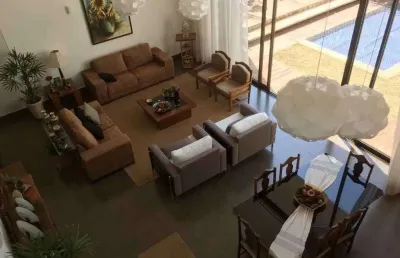 Casa em condomínio fechado com 4 quartos à venda na Vila Aviação, Bauru 