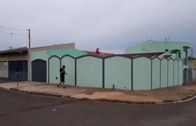 Casa com 3 quartos à venda no Jardim Ferraz, Bauru 