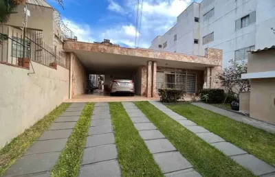 Casa com 3 quartos à venda no Centro, Bauru 