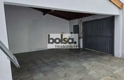Casa de esquina com excelente localização de pontos comerciais no mary dota r$ 320.000,00