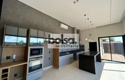 Casa com 4 quartos à venda na Vila Serrão, Bauru 