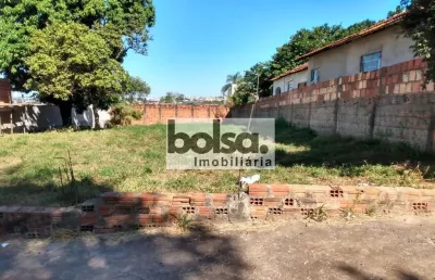 Terreno à venda no Parque Santa Edwiges, Bauru 