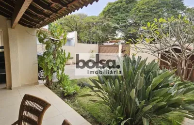 Casa com 4 quartos à venda no Jardim Estoril II, Bauru 