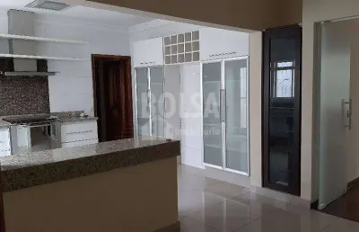 Casa com 3 quartos para alugar na Vila Cidade Universitária, Bauru 