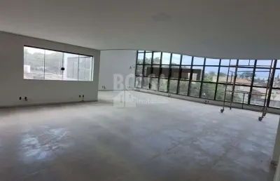 Sala comercial para alugar na Vila Serrão, Bauru 