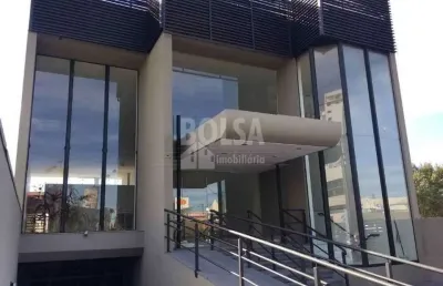 Lindo prédio comercial atrás do bauru shopping  ! !