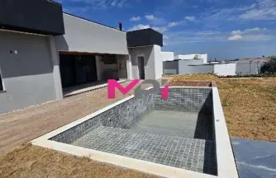 Casa a venda no condomínio colinas de inhandjara - itupeva.