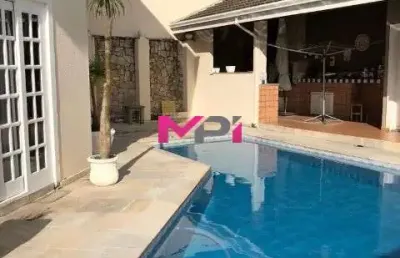 Casa com 3 quartos à venda no Jardim das Samambaias, Jundiaí 