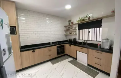 Casa com 3 quartos à venda na Rua Sebastião Roberto, Colúmbia, Londrina