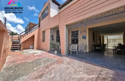 Vendo ampla casa muito bem localizada, próximo ao kina do feijão aldeota, uma quadra para a heráclito graça