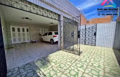 Vendo ampla casa , clara, arejada, com 4 quartos + dce, varanda, quintal e jardim no benfica