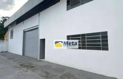 Galpão de fundos  para locação com 192 m² por r$ 4.000/mês - centro - taubaté/sp