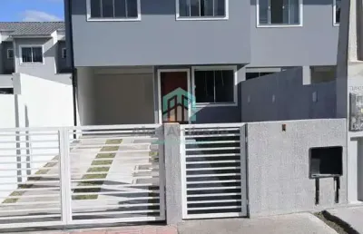 Casa geminada em forquilhas - 2 dorms, 1 suíte por r$450k