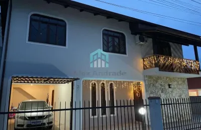 Casa à venda em biguaçu, 3 quartos, 194m², praia joão rosa