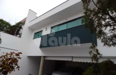 Imperdível!! sobrado de alto padrão com 3 suítes e 7 vagas de garagem