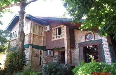 Casa com 7 quartos para alugar na Rua do Gramal, 489, Campeche, Florianópolis