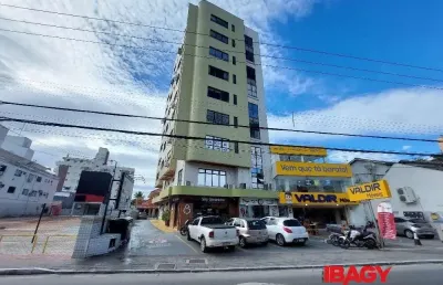 Sala comercial para alugar na Rua José Maria da Luz, 2834, Centro, Palhoça