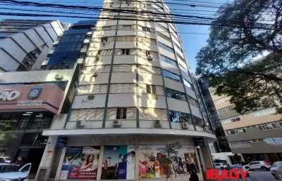 Excelente apartamento 3 dormitório(s) em centro - florianópolis