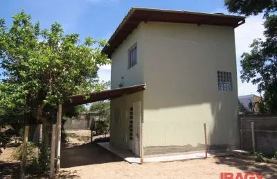Excelente casa 1 dormitório(s) em ponte do imaruim - palhoça